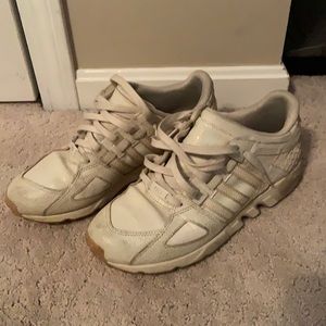 Pusha T snakeskin shoes